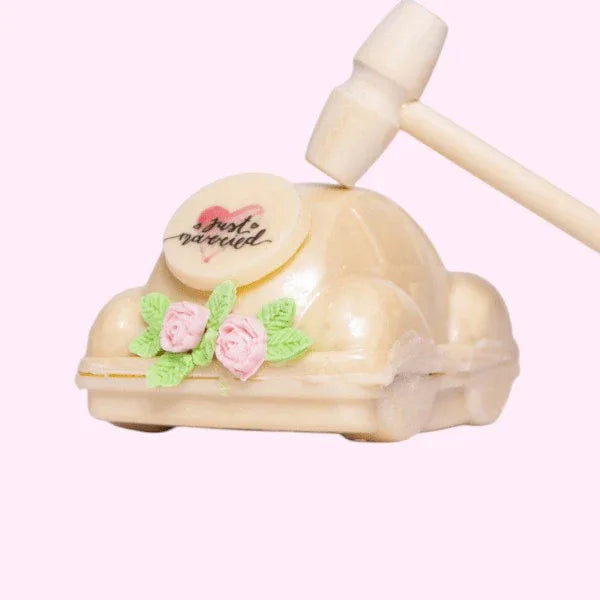 - Car-Smash-Cake-Favor-2 -- Sweet Snap Sydney