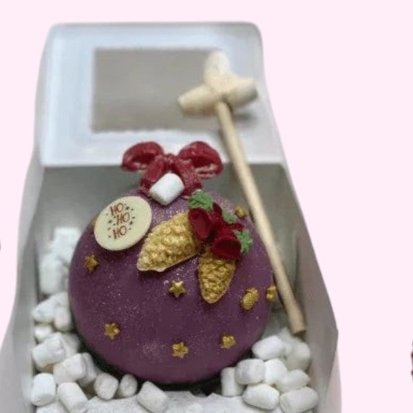 - canva-christmas-bauble-1 -- Sweet Snap Sydney